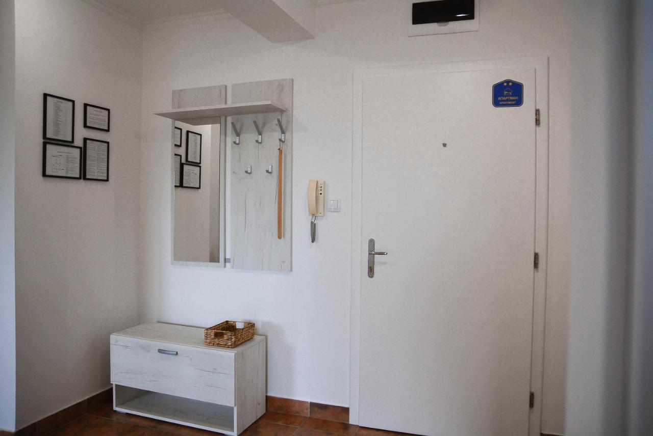 Crown Apartment 2 ซูโบติกา ภายนอก รูปภาพ