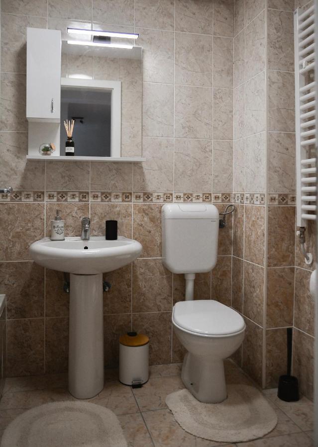 Crown Apartment 2 ซูโบติกา ภายนอก รูปภาพ